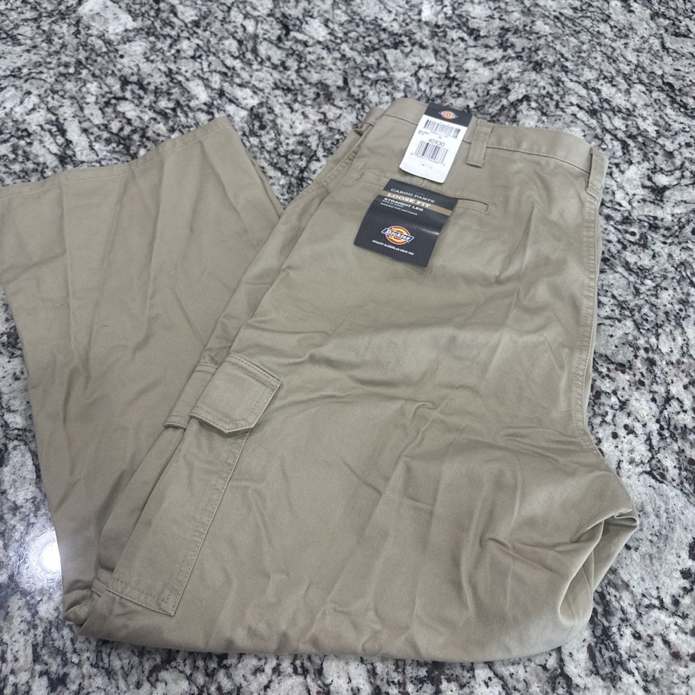 New DICKIES MEN'S TWILL CARGO WORK PANT, 40W X 30L -